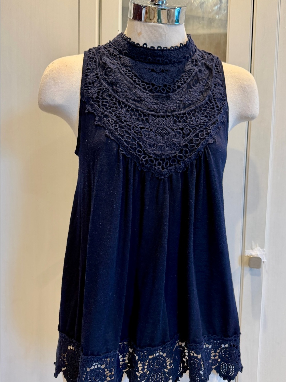 Xhilaration Navy Crochet Yoke Sleeveless Tank
